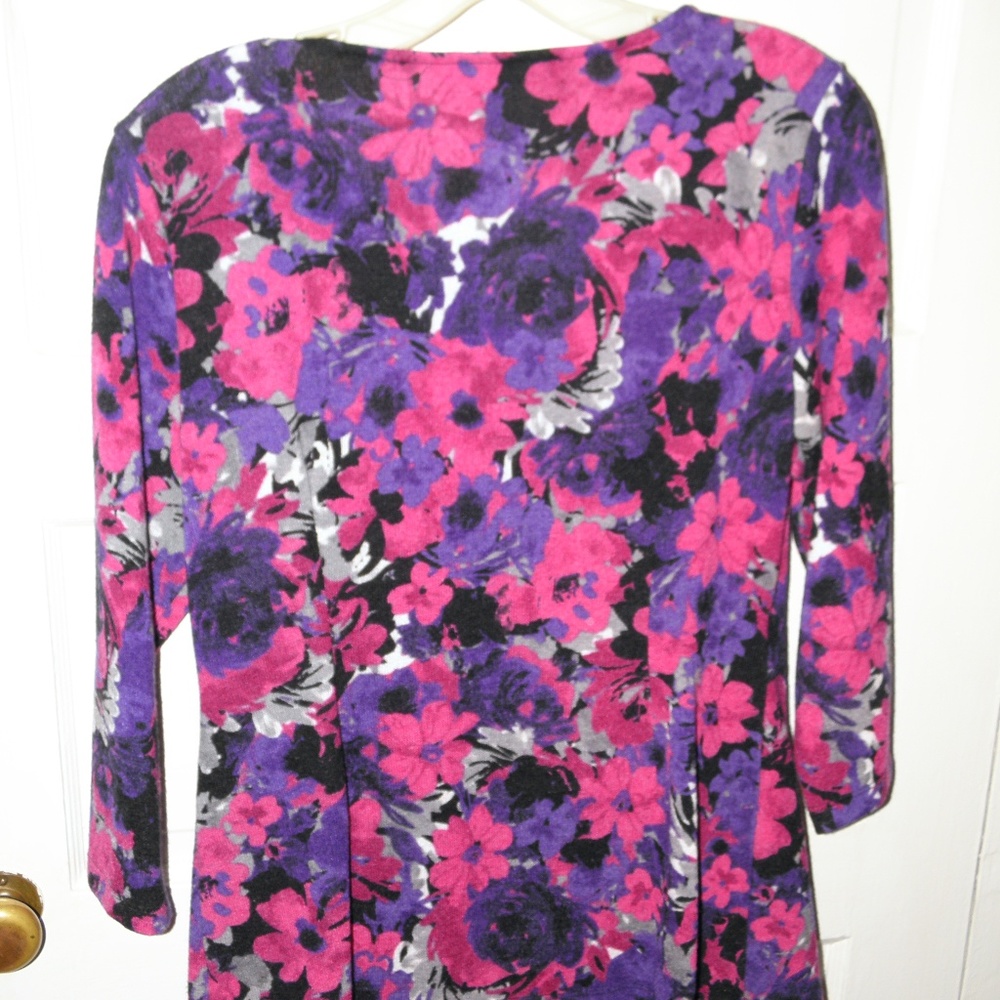 LAURA ASHLEY PINK/PURPLE/BLACK SEXY SWEATER~MEDIUM - Picture 4 of 6